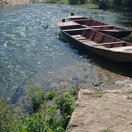 Na Dlanu, *