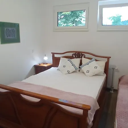 Na Dlanu, Novi Grad