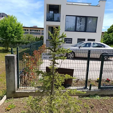 Apartmán Na Dlanu, *